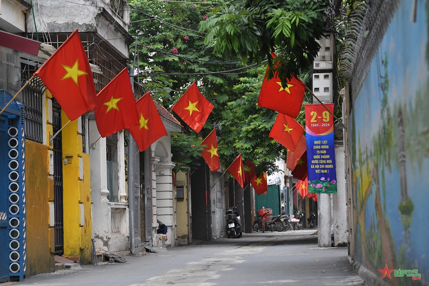 View - 	79 năm Ngày Quốc khánh: Hà Nội sớm mùa thu Tết Độc lập