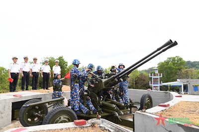 Gallery - 	Sẵn sàng chiến đấu cao ở Vùng 5 Hải quân