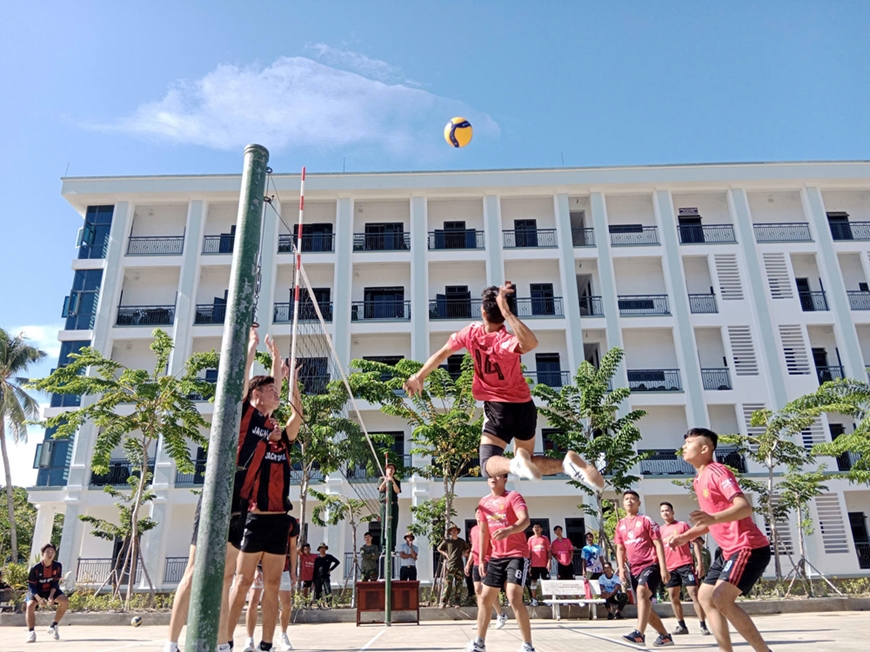 Trường Sĩ quan Thông tin sôi nổi các hoạt động chào mừng kỷ niệm Ngày Quốc khánh 2-9