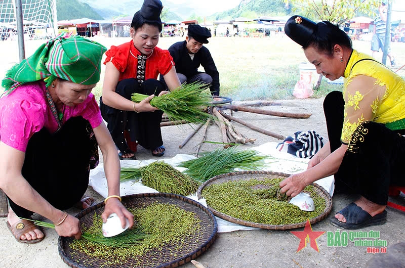 View - 	Đặc sắc lễ hội cơm mới ở Sơn La chào mừng Quốc khánh 2-9