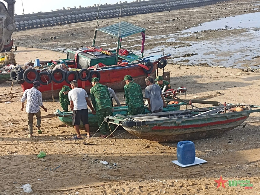 Đồn Biên phòng Bạch Long Vĩ chủ động triển khai các biện pháp phòng, chống bão số 3