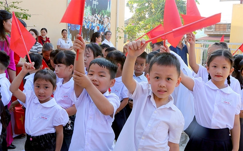 Học sinh cả nước vui đón năm học mới 2024-2025