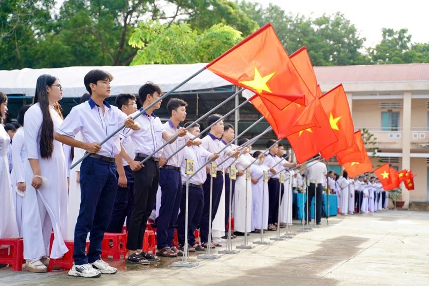 Học sinh cả nước vui đón năm học mới 2024-2025