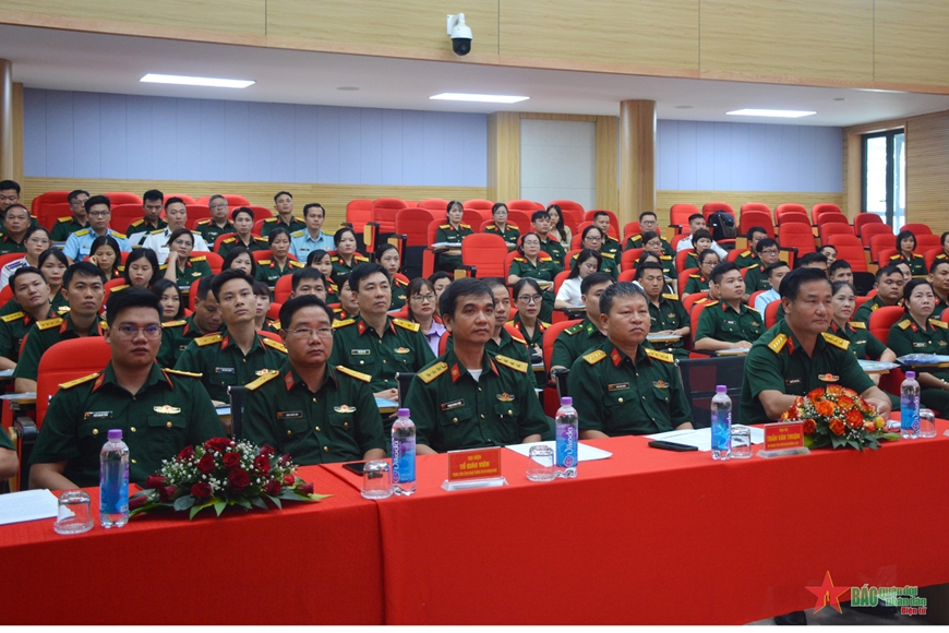 Toàn quân nâng cao kỹ năng sử dụng công nghệ thông tin