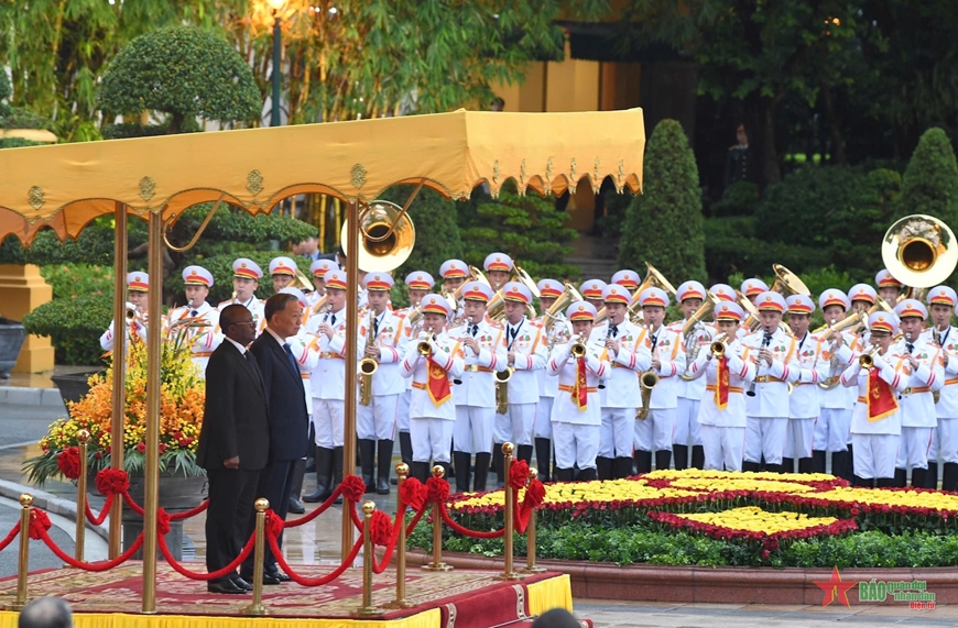 Tổng Bí thư, Chủ tịch nước Tô Lâm chủ trì lễ đón Tổng thống Guinea-Bissau và Phu nhân thăm chính thức Việt Nam