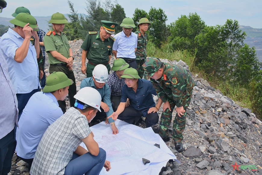 Quảng Ninh kiên quyết đưa dân từ lồng bè trên biển về đất liền tránh bão số 3