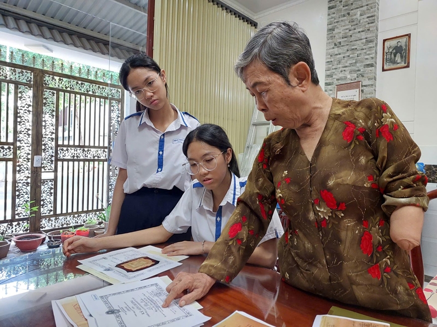 Nữ thương binh anh hùng và 50 năm tìm lại tên cho đồng đội