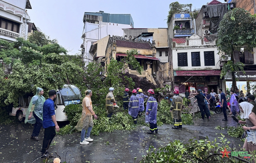 Tập trung ứng phó bão số 3 và mưa lũ sau bão