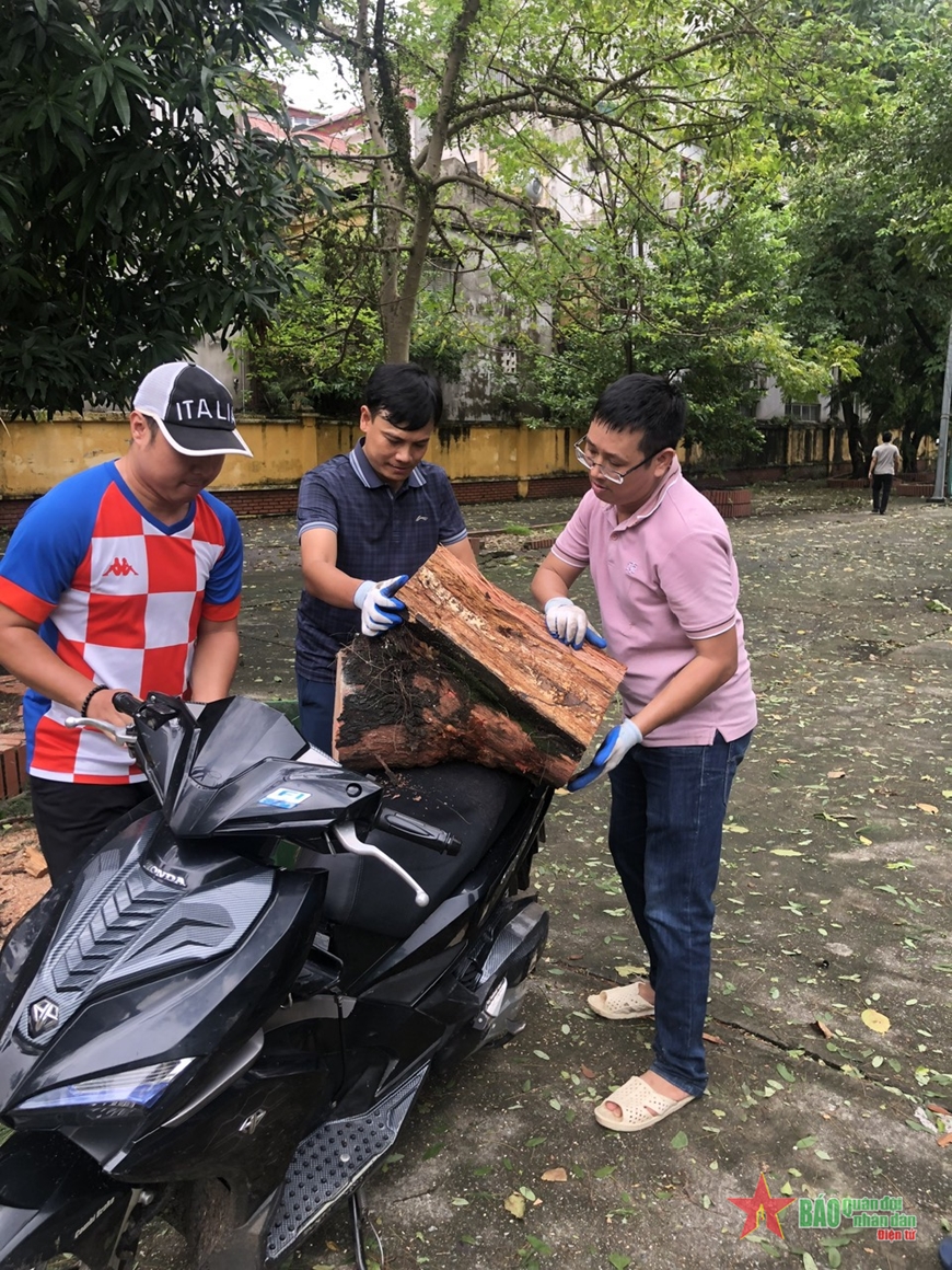 Gần 40 trường ở Hà Nội chưa thể đón học sinh sau bão số 3