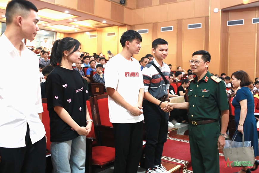 Học viện Quân y tổ chức tiếp nhận học viên trúng tuyển năm 2024