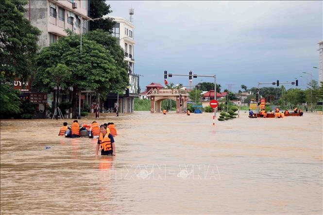 Thái Nguyên khẩn trương hỗ trợ hàng nghìn hộ dân bị ngập sâu trong lũ