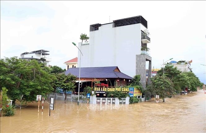 Thái Nguyên khẩn trương hỗ trợ hàng nghìn hộ dân bị ngập sâu trong lũ