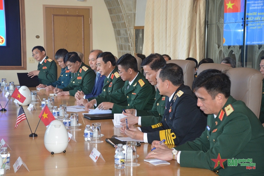 Đại tướng Phan Văn Giang thăm và trao đổi với các học giả tại Đại học Quốc phòng Hoa Kỳ