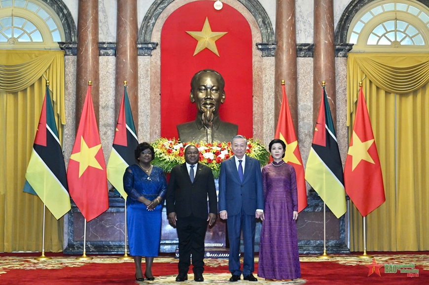 Tổng Bí thư, Chủ tịch nước Tô Lâm chủ trì Lễ đón chính thức Tổng thống Mozambique