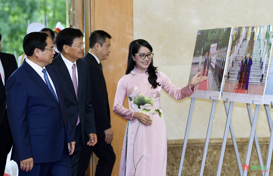 Thủ tướng Phạm Minh Chính hội kiến Tổng Bí thư, Chủ tịch nước Lào