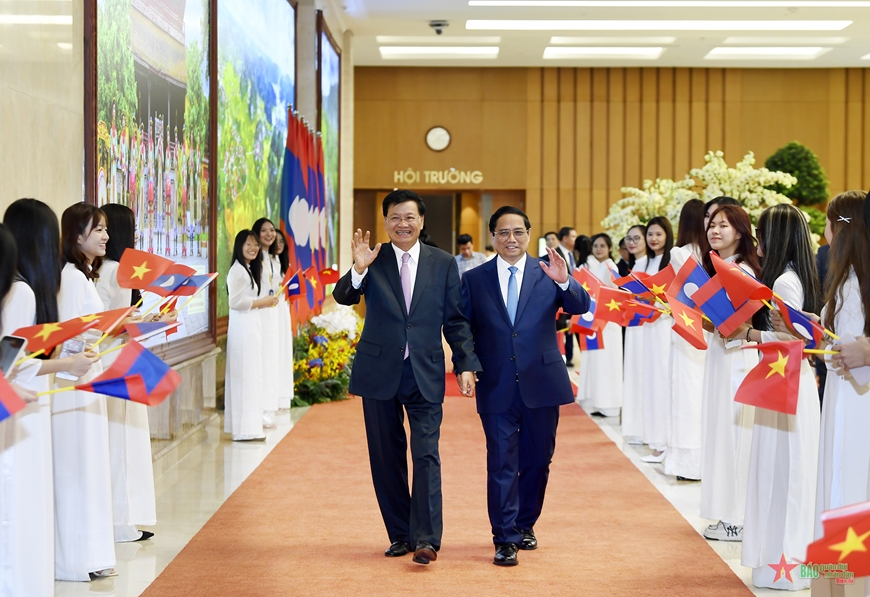 Thủ tướng Phạm Minh Chính hội kiến Tổng Bí thư, Chủ tịch nước Lào