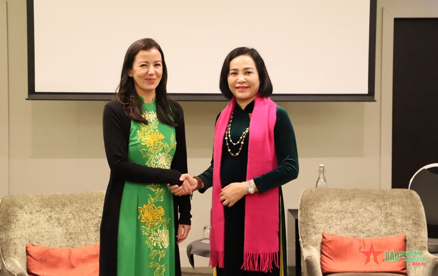 Phó chủ tịch Quốc hội Nguyễn Thị Thanh tiếp Chủ tịch Hội Hữu nghị New Zealand - Việt Nam