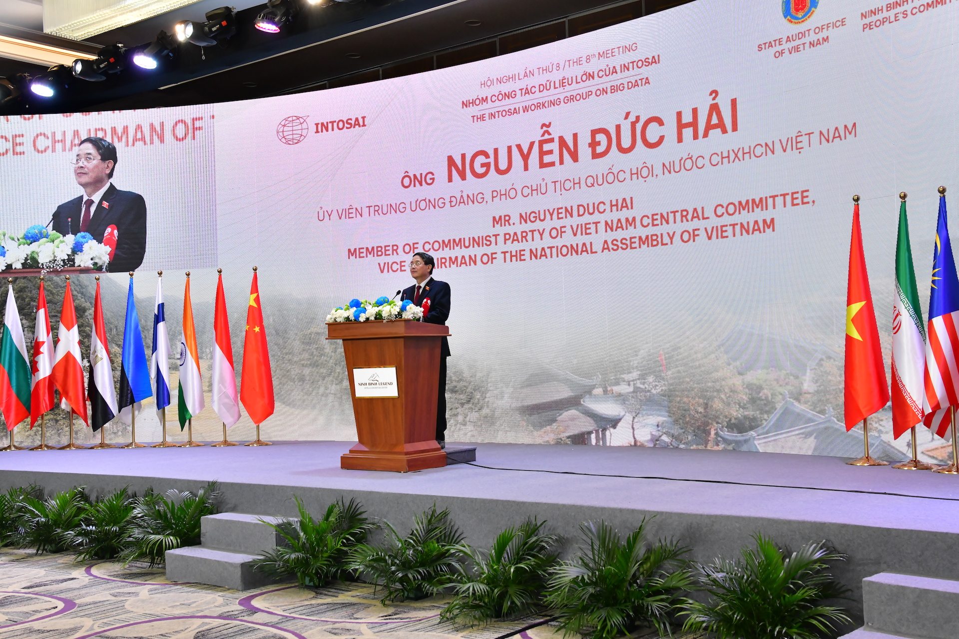 Đóng góp tích cực vào sự phát triển chung của quốc gia 
