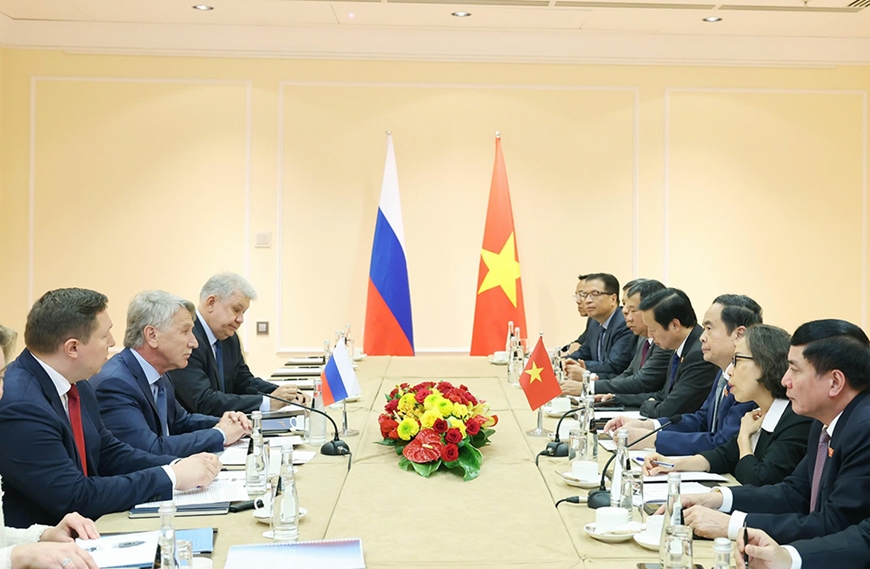 Chủ tịch Quốc hội Trần Thanh Mẫn tiếp lãnh đạo một số Tập đoàn của Nga