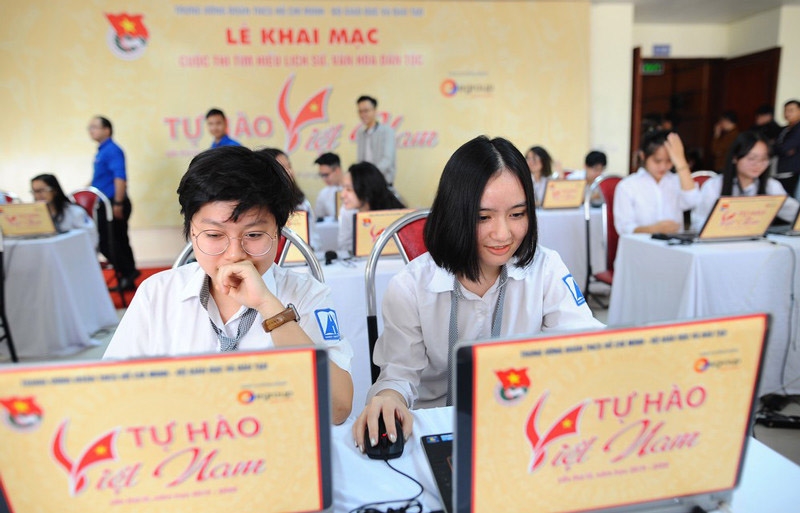 Nhiệt tình nhưng cần cẩn trọng Nhiệt tình nhưng cần cẩn trọng