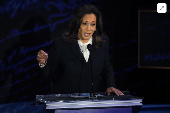 Bầu cử Mỹ 2024: Ứng viên Kamala Harris và Donald Trump tranh luận hàng loạt vấn đề nóng