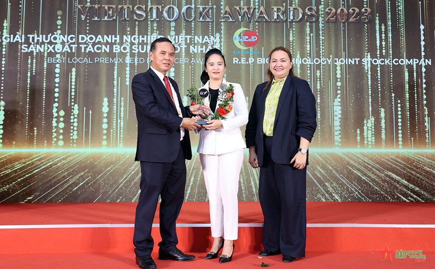 Công bố giải thưởng ngành chăn nuôi - Vietstock Awards 2024