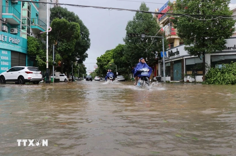 Bắc Ninh: Cấm tất cả các phương tiện lên cầu Đáp Cầu từ 10 giờ 30 phút