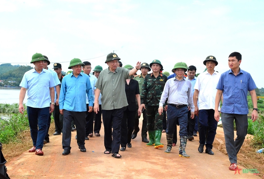 Tổng Bí thư, Chủ tịch nước Tô Lâm kiểm tra công tác phòng, chống lụt bão ở tỉnh Tuyên Quang và Phú Thọ