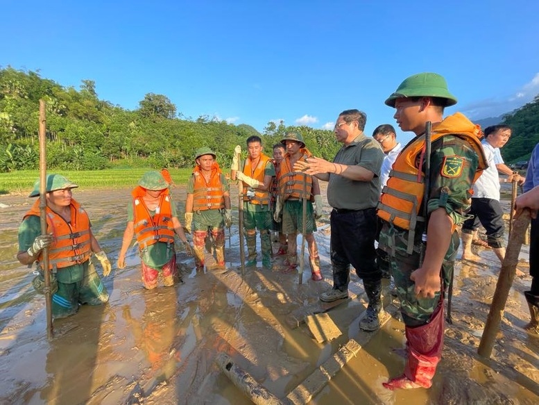 Thủ tướng Phạm Minh Chính: Không để ai thiếu ăn, thiếu mặc, thiếu nước, không có nhà ở