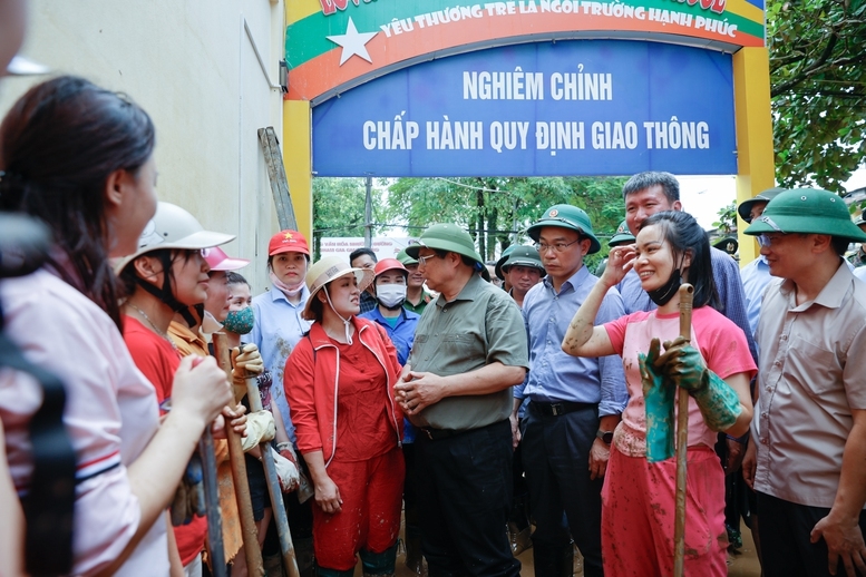 Thủ tướng Phạm Minh Chính chỉ đạo công tác ứng phó, khắc phục hậu quả mưa lũ, sạt lở tại Yên Bái