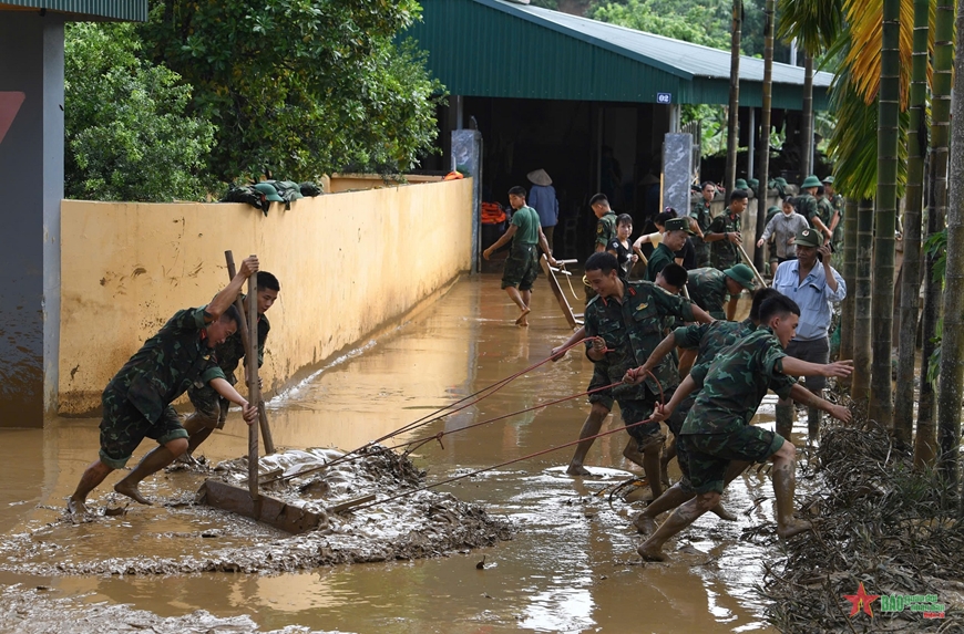 Huyện Hạ Hòa, Phú Thọ: Nỗ lực giúp dân khắc phục hậu quả sau lũ