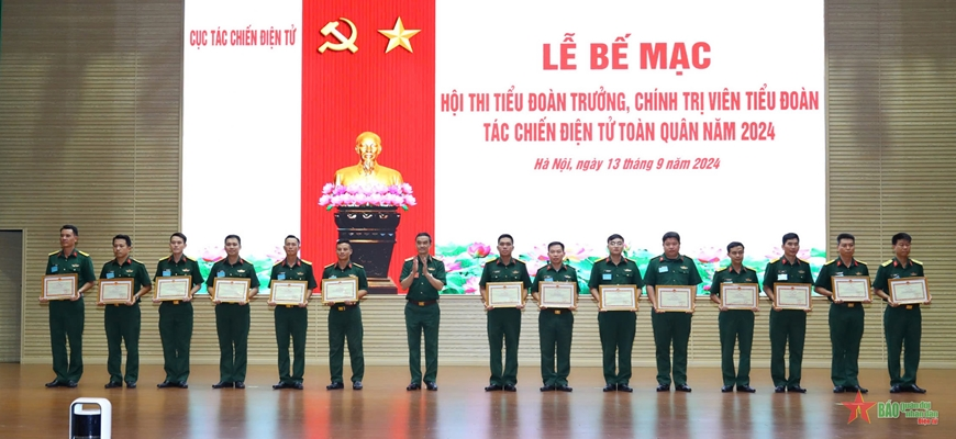 Bế mạc Hội thi Tiểu đoàn trưởng, Chính trị viên Tiểu đoàn Tác chiến điện tử toàn quân năm 2024