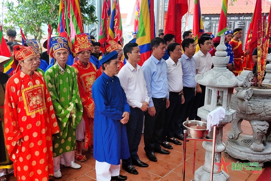 Các điểm du lịch miền Bắc mở cửa đón khách trở lại sau bão số 3