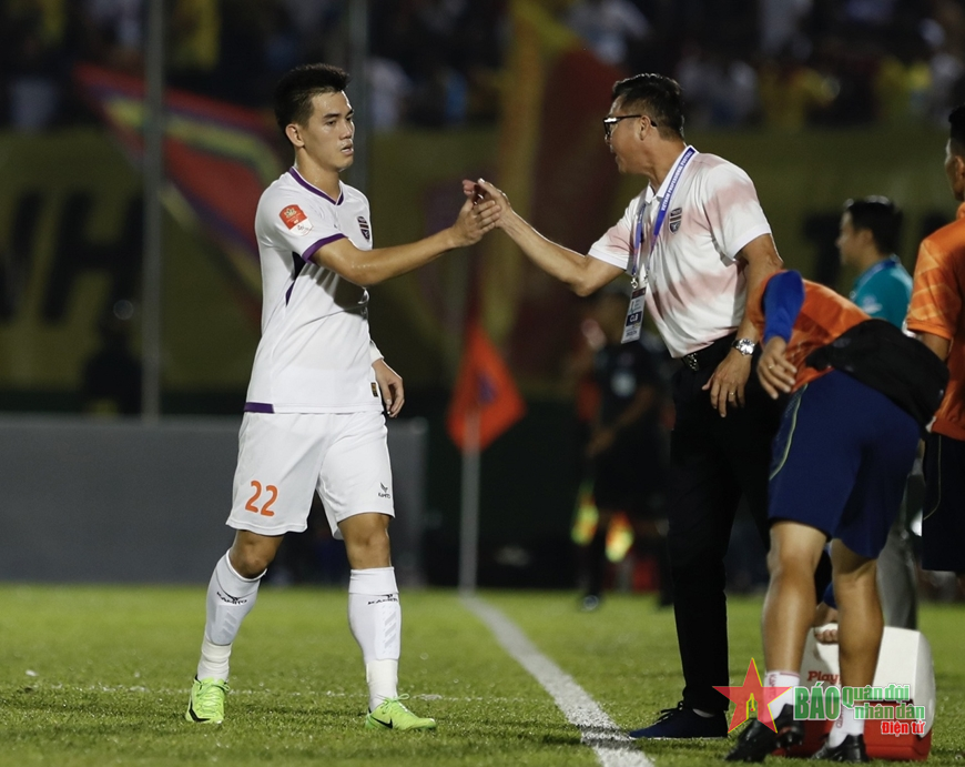 Bình luận: Nhà nghèo và nhà có