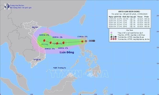 Áp thấp nhiệt đới tiến gần Biển Đông