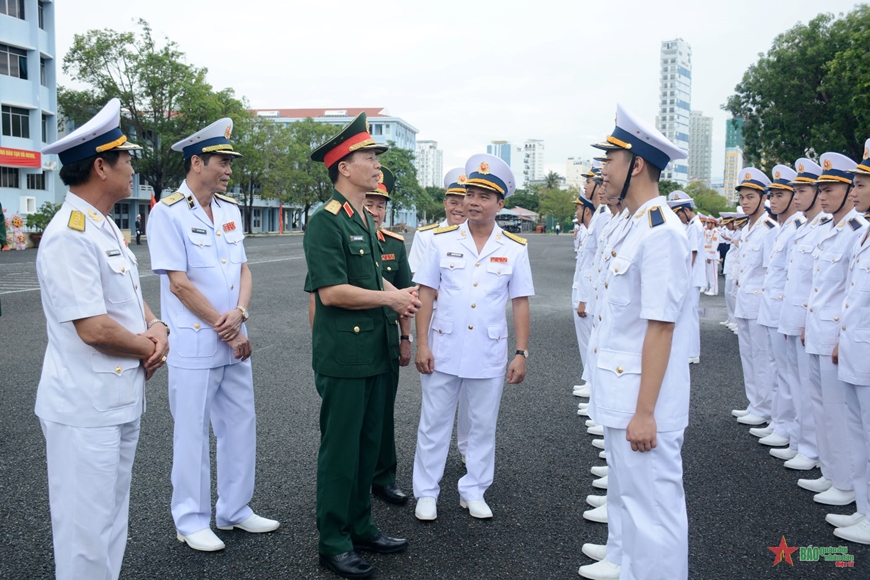 Đào tạo học viên đáp ứng nhiệm vụ tác chiến, chiến trường biển, đảo