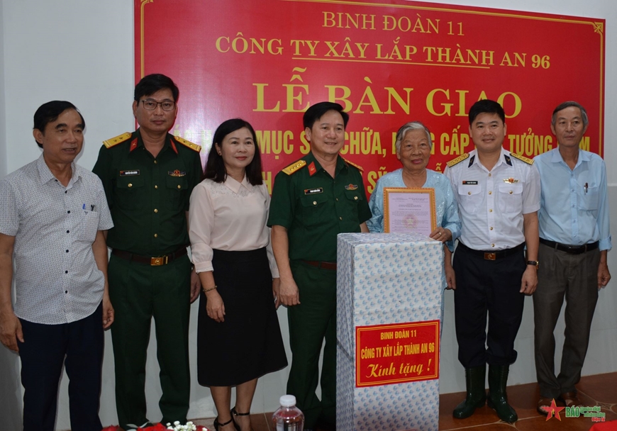 Khánh thành, bàn giao các hạng mục sửa chữa Nhà tưởng niệm Anh hùng liệt sĩ Nguyễn Phan Vinh