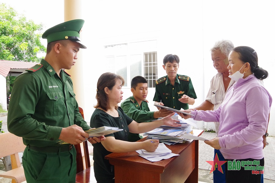 Nâng cao kiến thức pháp luật cho ngư dân khi tham gia đánh bắt thủy sản trên biển