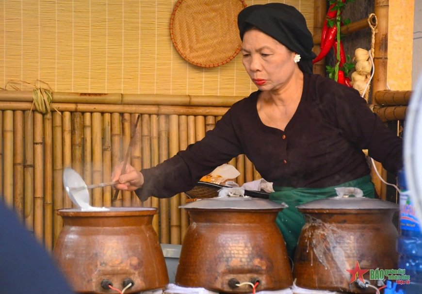 Bánh cuốn Thanh Trì nức lòng người Nam Bộ