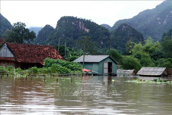 Quảng Bình: Người dân vùng “rốn lũ” chủ động ứng phó với ngập lụt
