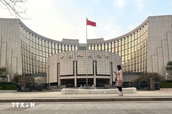 Ngân hàng Nhân dân Trung Quốc lần đầu “bơm” tiền mặt vào hệ thống ngân hàng sau nhiều tháng