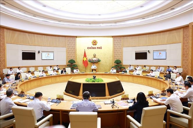 Thủ tướng Phạm Minh Chính: Tháo gỡ về thể chế để cán bộ công chức dám làm, không sợ sai