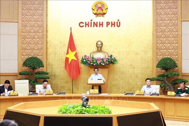 Thủ tướng Phạm Minh Chính: Tháo gỡ về thể chế để cán bộ công chức dám làm, không sợ sai