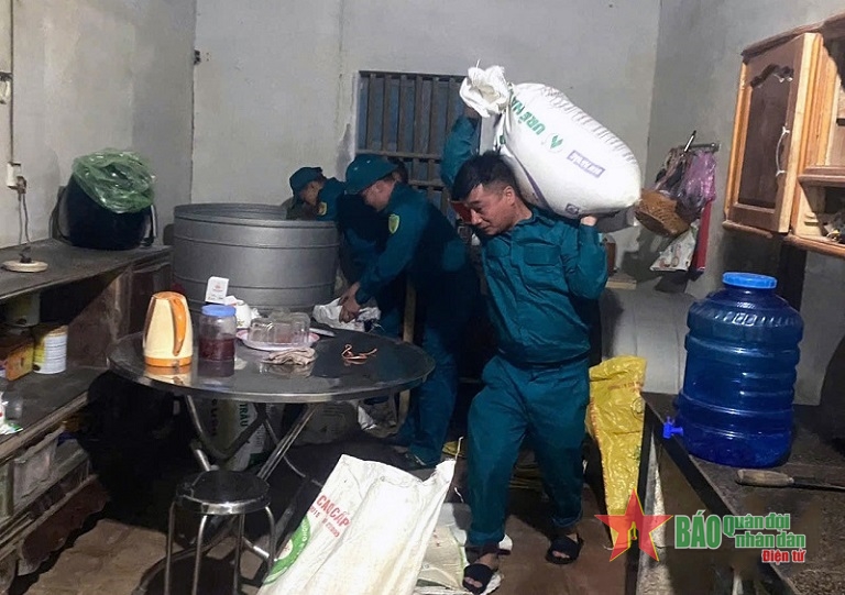 Thanh Hóa: Hơn 2.000 hộ dân phải di dời khẩn cấp do ngập lụt và sạt lở đất