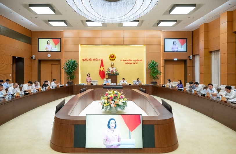 Sửa Luật Bảo hiểm y tế: Bổ sung hình thức thanh toán chi phí khám chữa bệnh đối với lực lượng vũ trang