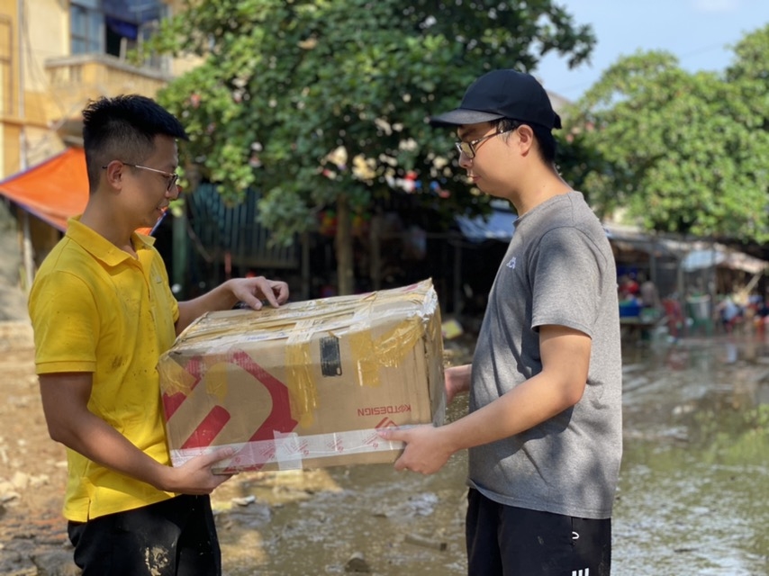 Gần 8.000 tấn hàng hóa, nhu yếu phẩm đến với người dân các tỉnh bị ảnh hưởng bởi bão số 3