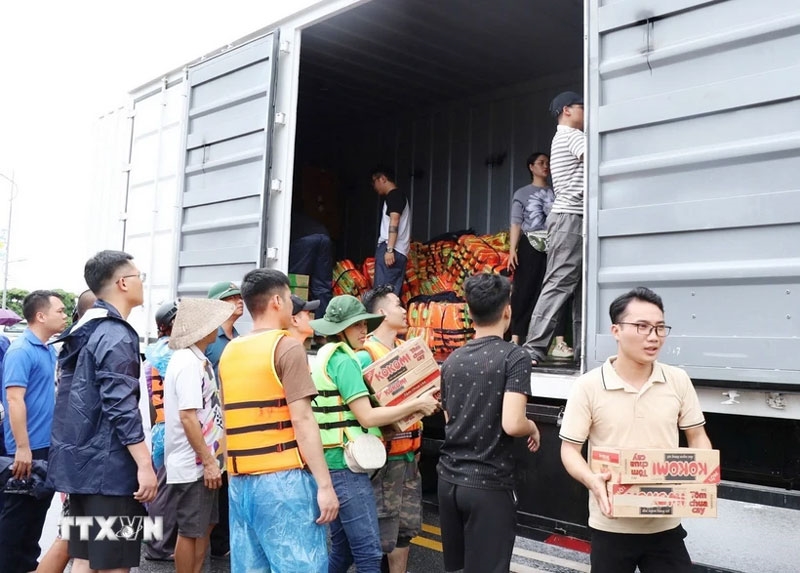 Để hàng cứu trợ đến đúng lúc, đúng nơi