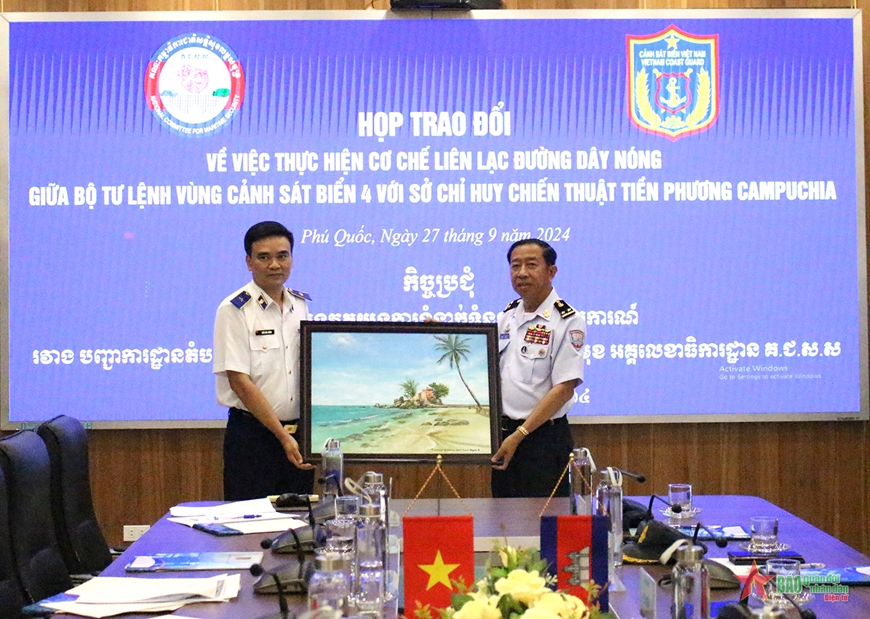 Vùng Cảnh sát biển 4 và Sở Chỉ huy Chiến thuật tiền phương Campuchia tăng cường hợp tác