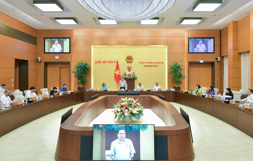 Bế mạc Phiên họp thứ 37 của Ủy ban Thường vụ Quốc hội: Chuẩn bị kỹ lưỡng, chu đáo các nội dung của Kỳ họp thứ tám