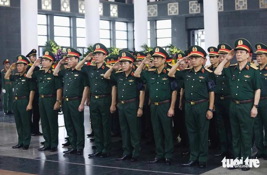 Thường trực Ban Bí thư Lương Cường viếng Phu nhân Đại tướng Võ Nguyên Giáp